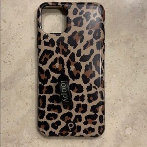 Leopard loopy case